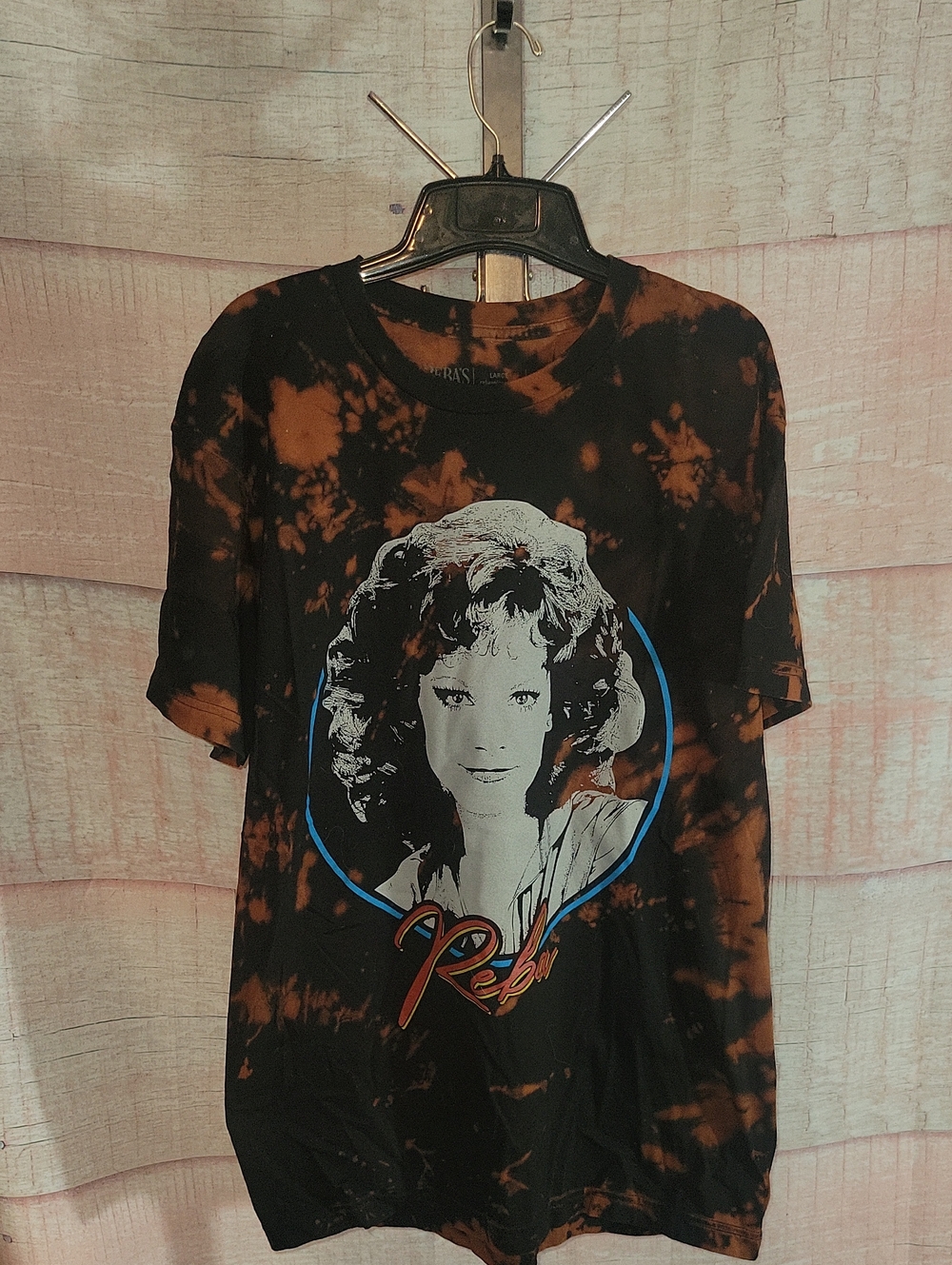 Reba McEntire Graphic Design Tshirt